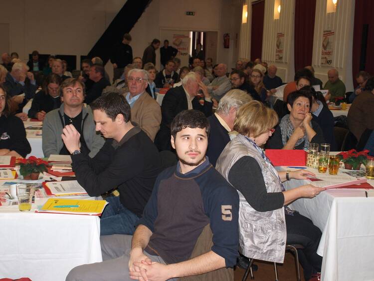 Großer Saal im Volkshaus der KPÖ Graz
