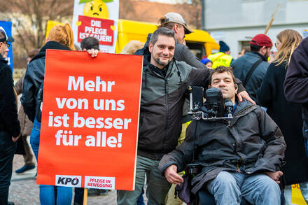 20260207_KPÖ-Pflegedemo (7).jpg
