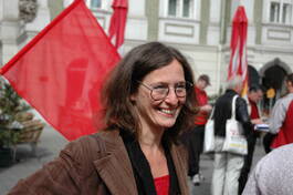 1_mai07_kpgrazPic0002.jpg