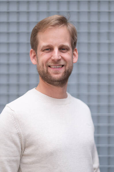 Herunterladen: 300525-alex.jpg Dateivorschau: 300525-alex.jpg