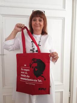 Rosa-Luxemburg-Tasche.jpg