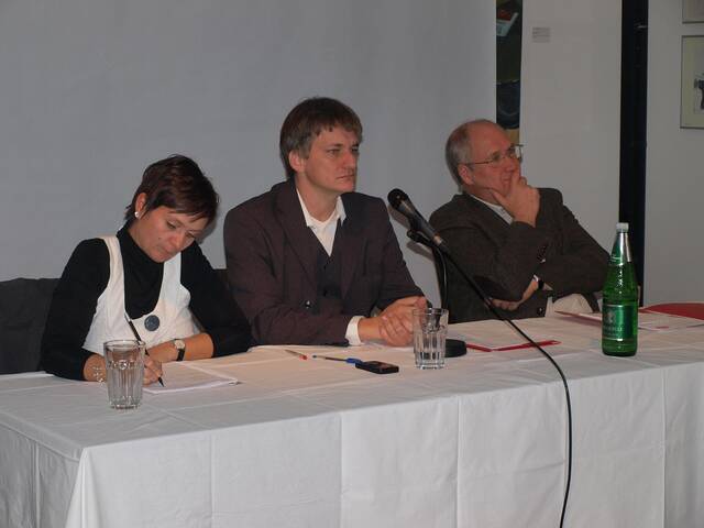 Die Sitzung leiteten Claudia Klimt-Weithaler, Manfred Eber und Ernest Kaltenegger